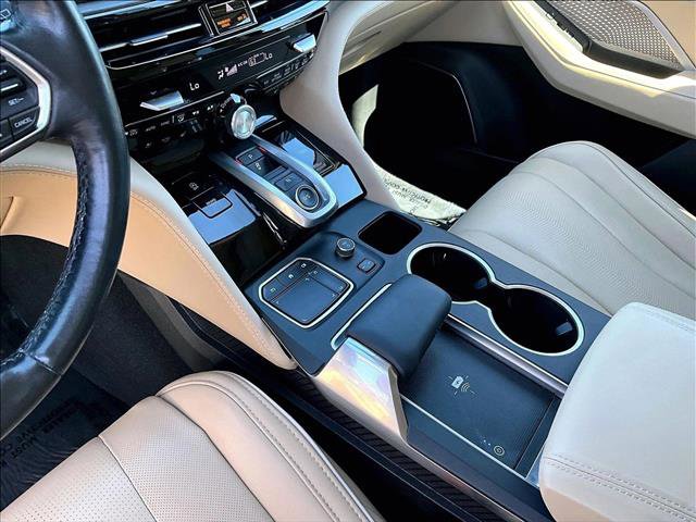 Used 2023 Acura MDX SH-AWD w/ Advance Package image 14