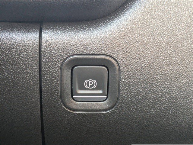 Certified 2023 Chevrolet Silverado 1500 W/T w/ WT Value Package image 28