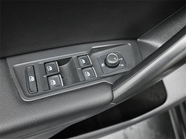 Used 2021 Volkswagen Tiguan SE R-Line w/ 3-Row Tiguan MDO Package image 13