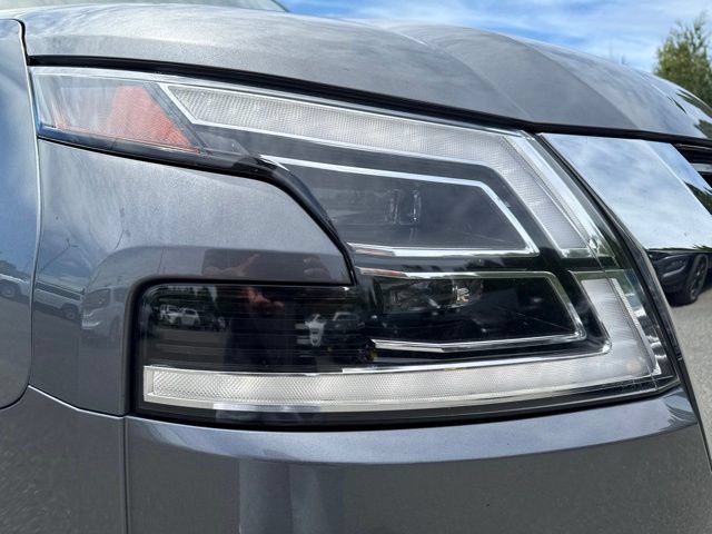 Used 2024 Nissan Armada SV AWD/4WD image 9
