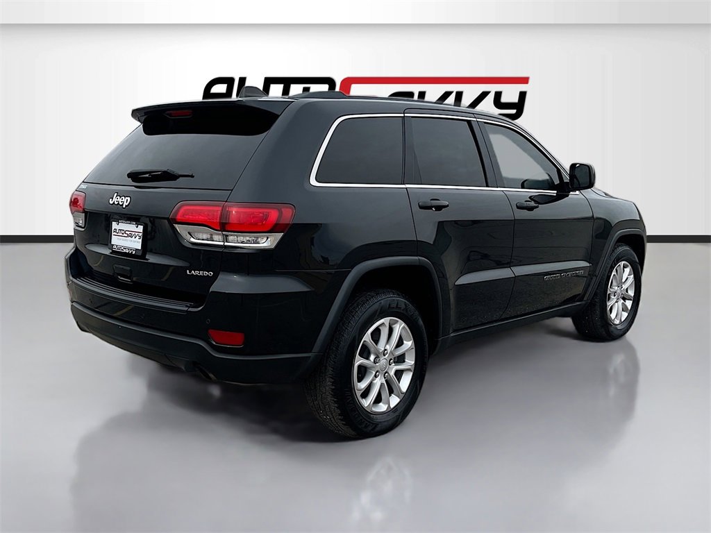 Used 2021 Jeep Grand Cherokee Laredo image 7