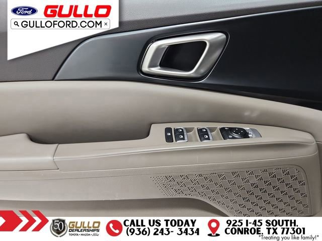 Used 2025 Kia Carnival image 18