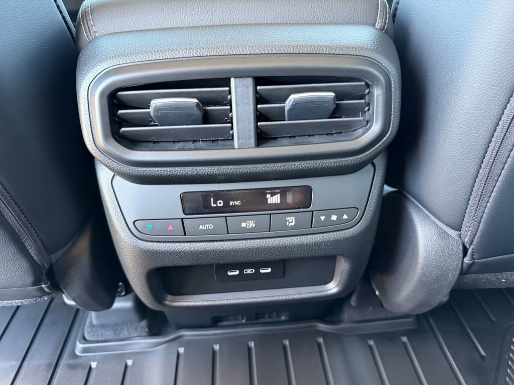 New 2025 Honda Pilot EX-L image 24