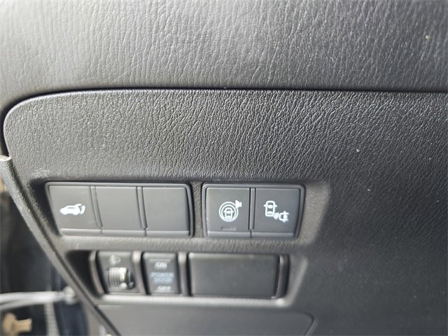 Used 2017 Nissan Armada Platinum w/ Captain Seat Package image 30