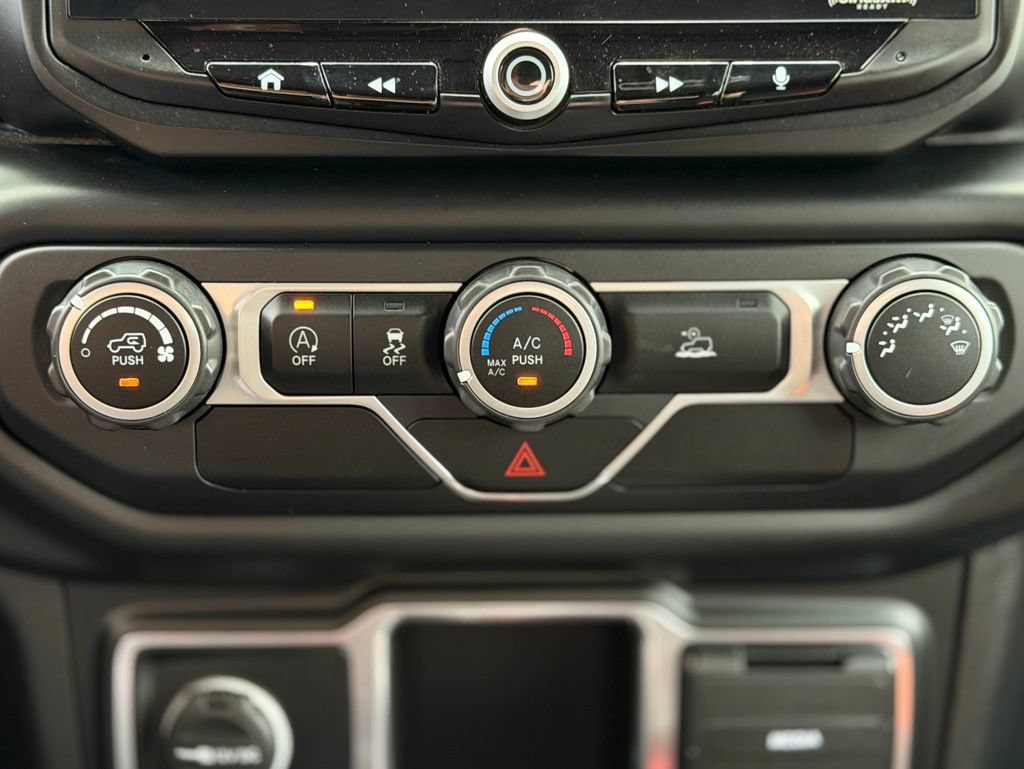 Used 2021 Jeep Gladiator Sport AWD/4WD image 12