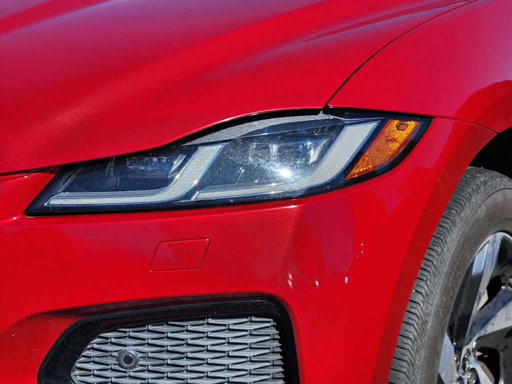 Used 2024 Jaguar F-PACE R-Dynamic S image 6