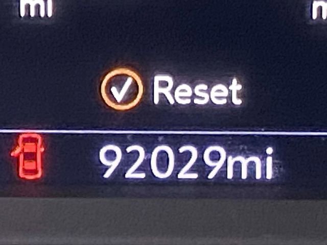 Used 2022 Chevrolet Silverado 1500 High Country w/ Technology Package image 25