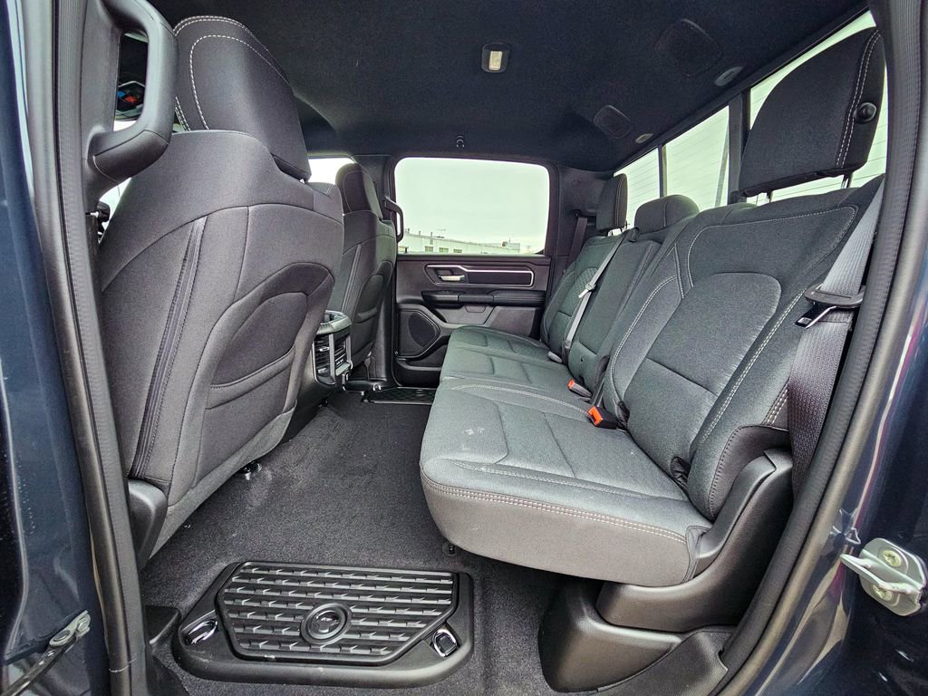 New 2026 RAM 1500 4x4 Crew Cab image 36