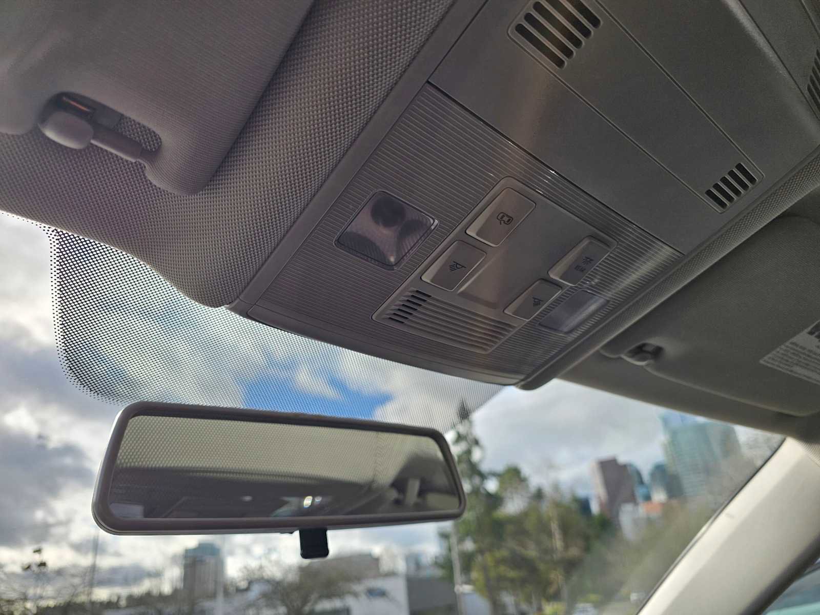 Used 2019 Volkswagen Jetta S w/ Driver Assistance Package image 29