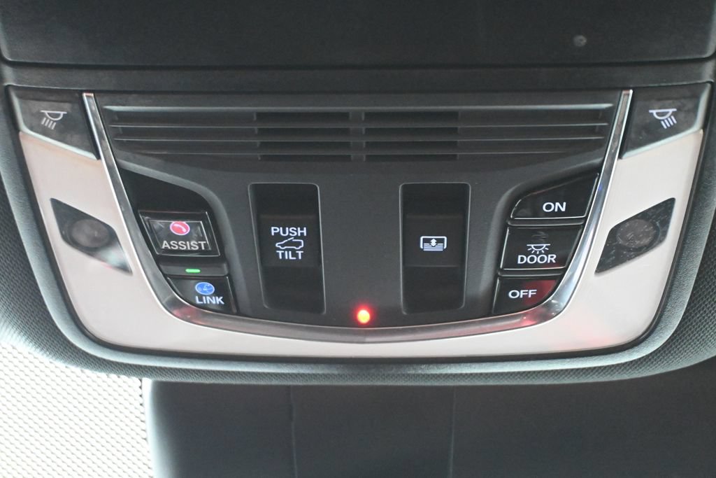 Used 2020 Acura RDX w/ Advance Package AWD/4WD image 24