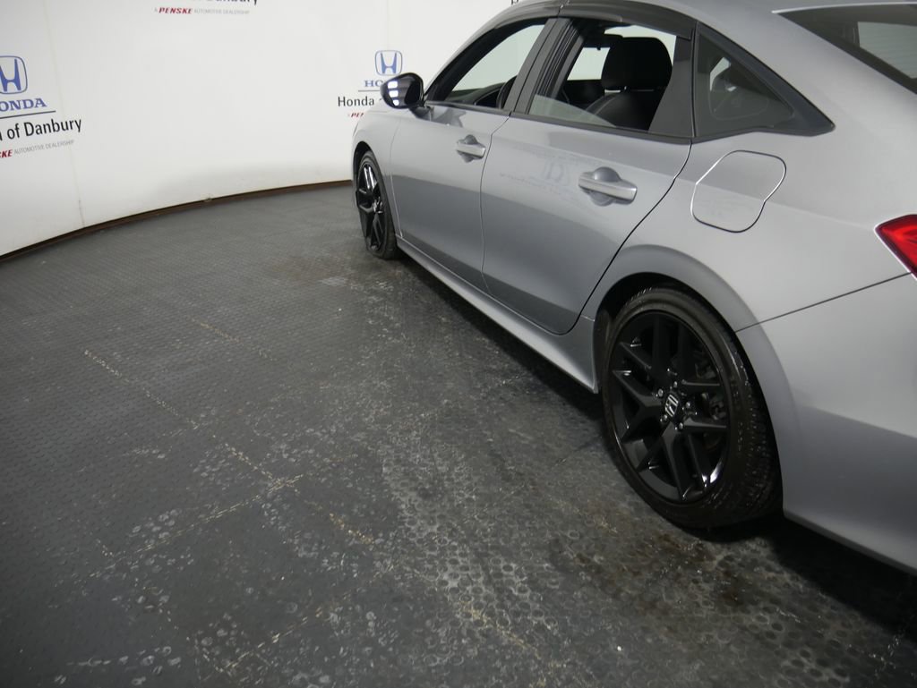 Used 2023 Honda Civic Sport image 8