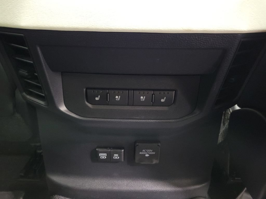 Used 2023 Toyota Tundra Capstone AWD/4WD image 27