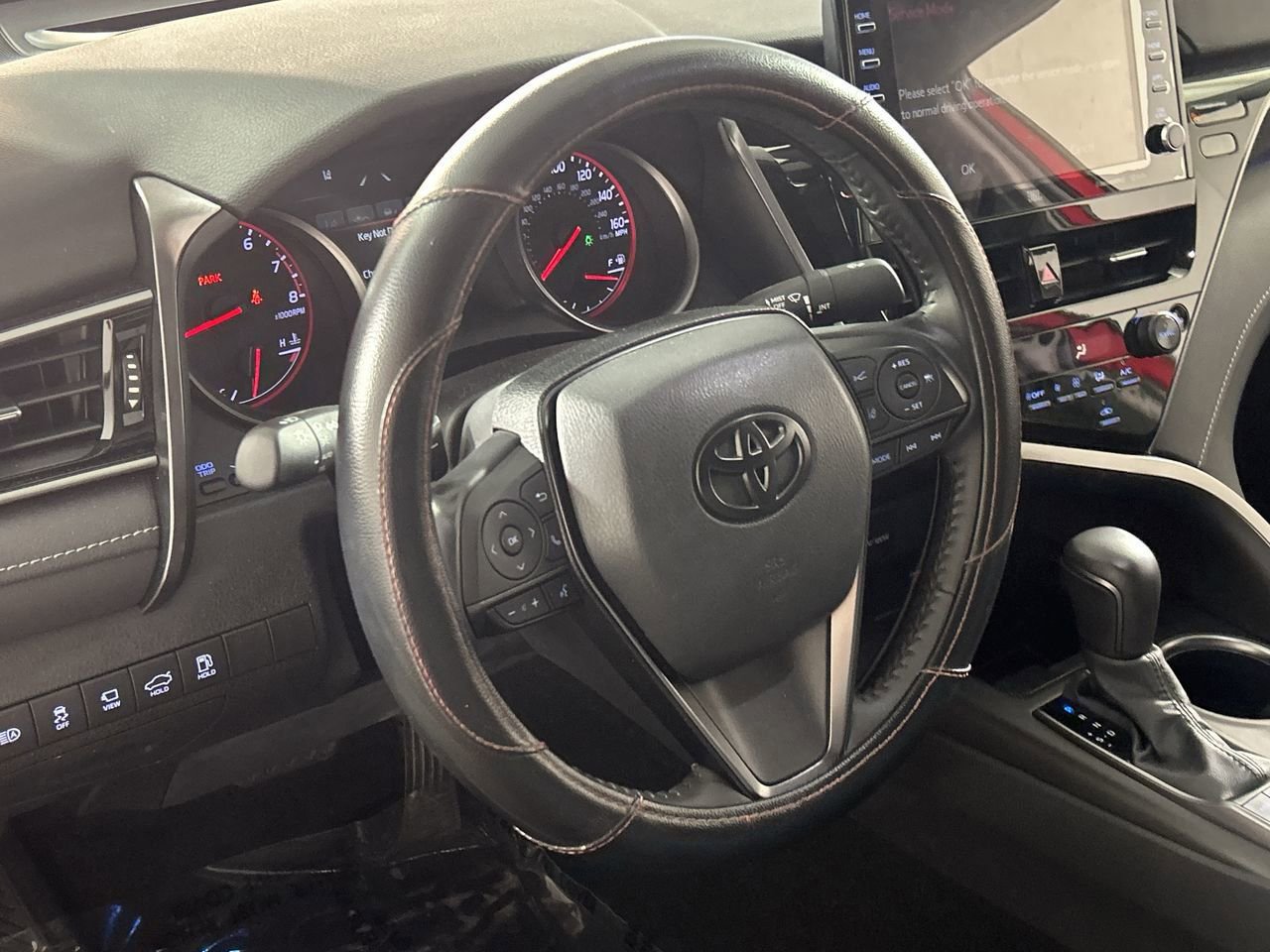 Used 2024 Toyota Camry XSE w/ Navigation Package image 12