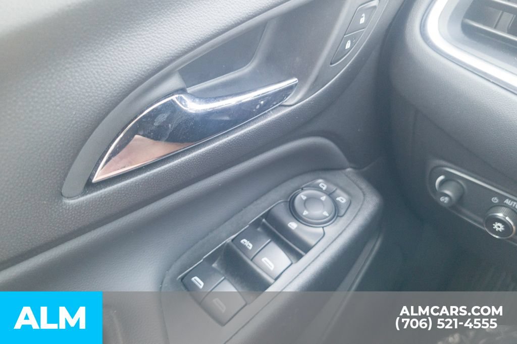 Used 2024 Chevrolet Equinox LT FWD image 33