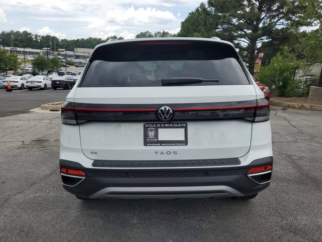 New 2026 Volkswagen Taos SE FWD image 5