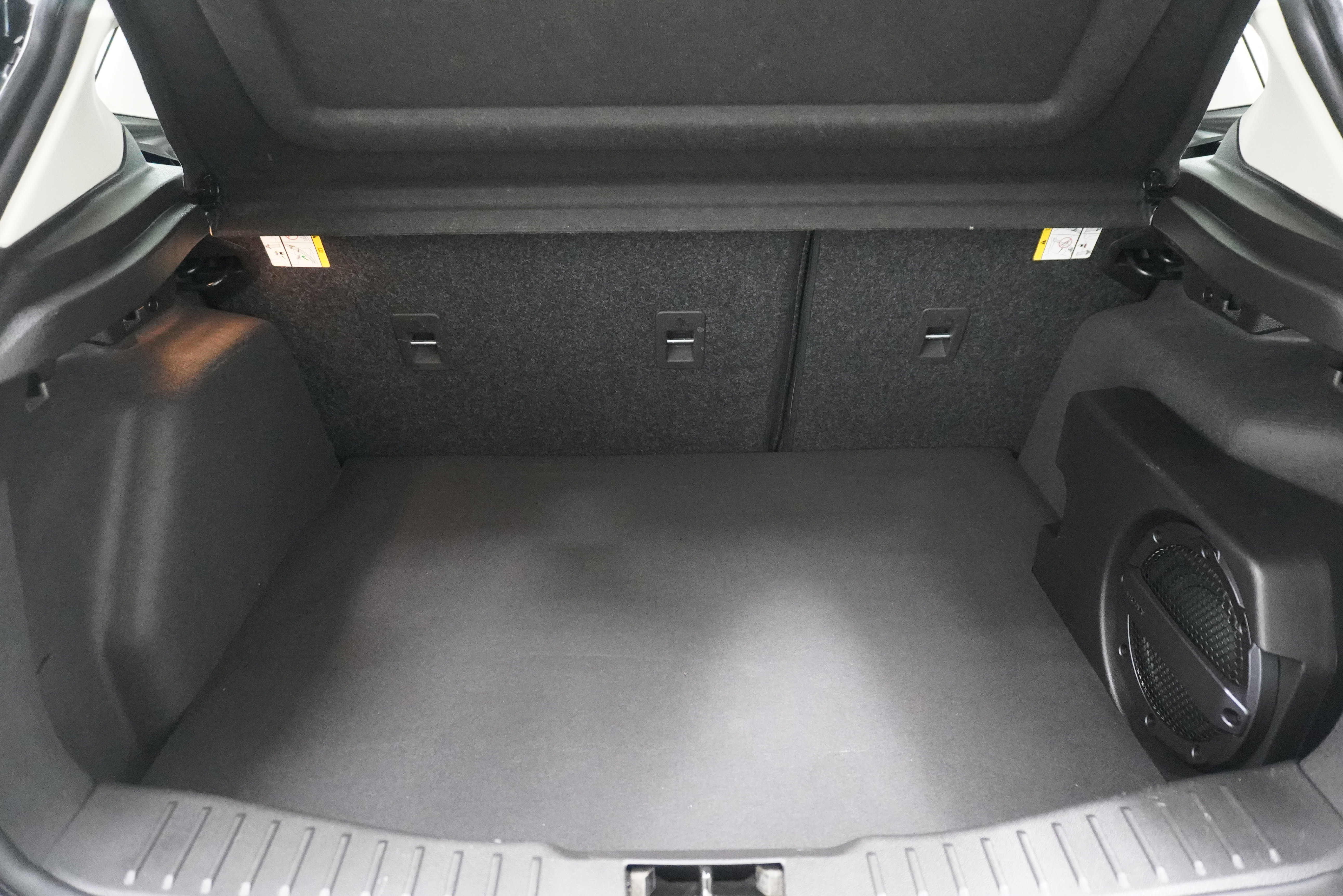 Used 2018 Ford Focus SEL w/ Cold Weather Package image 27