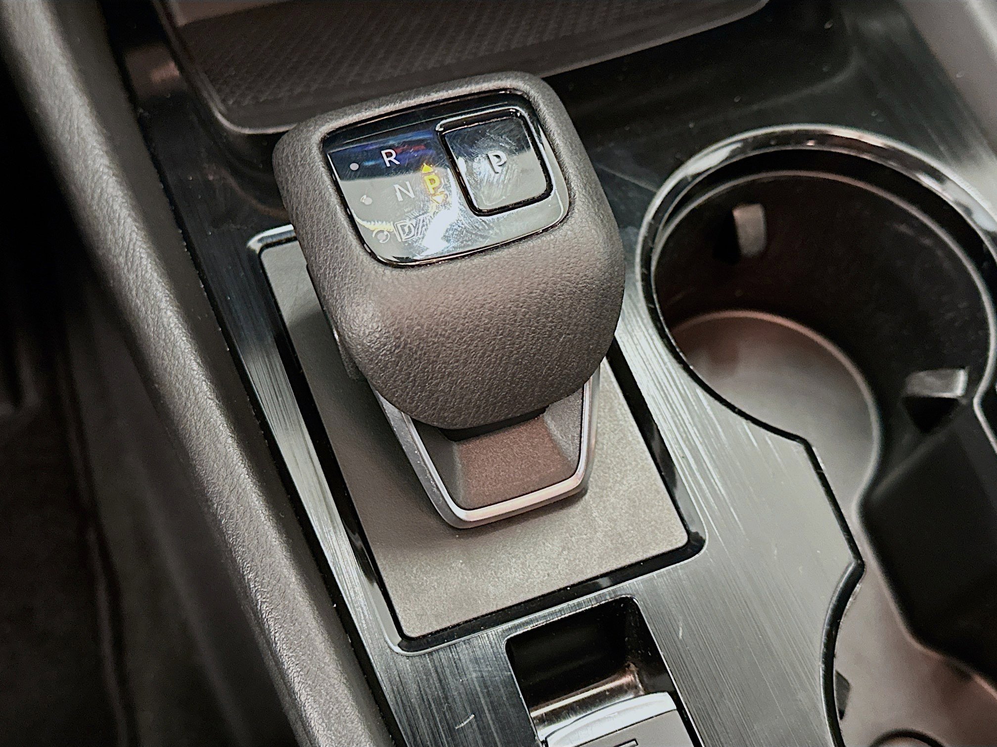 Used 2023 Nissan Rogue SV image 24