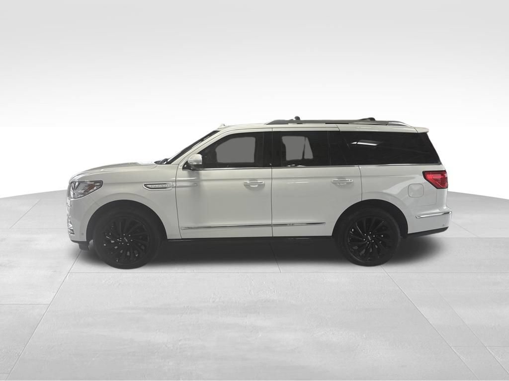Used 2020 Lincoln Navigator Reserve w/ Equipment Group 208A Reserve AWD/4WD image 2