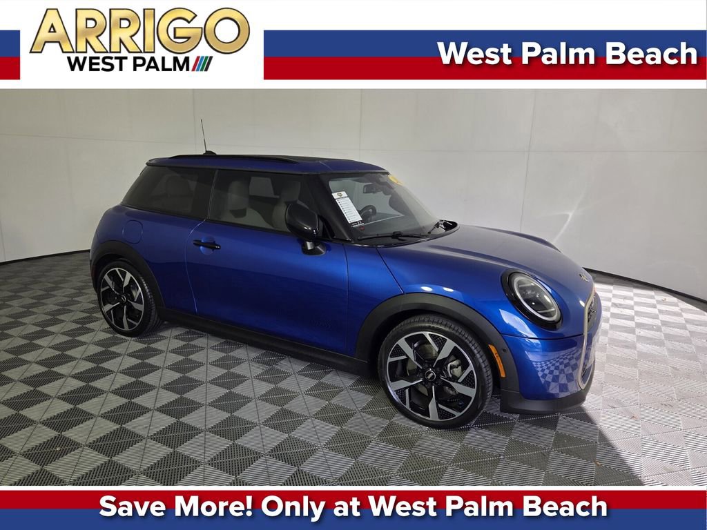 Used 2025 MINI Cooper S image 1