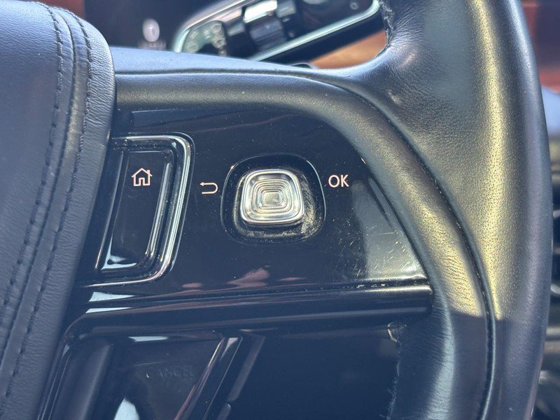 Used 2020 Lincoln Aviator Reserve w/ Equipment Group 202A image 20