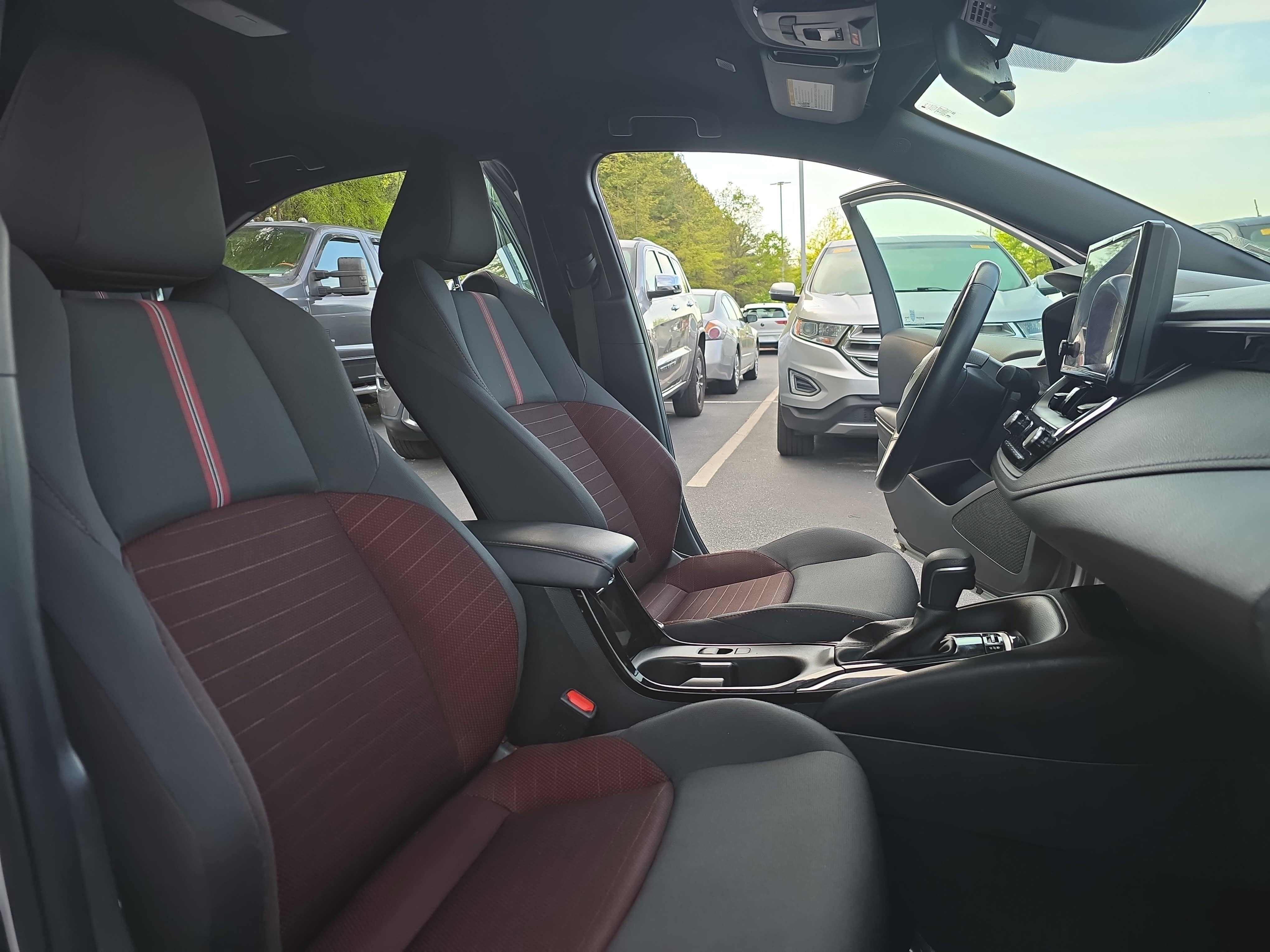 Used 2024 Toyota Corolla SE image 10