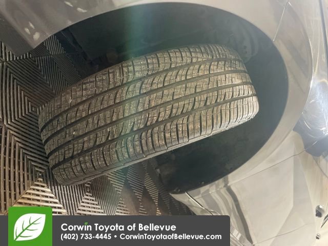 Used 2024 Hyundai Elantra SEL image 28