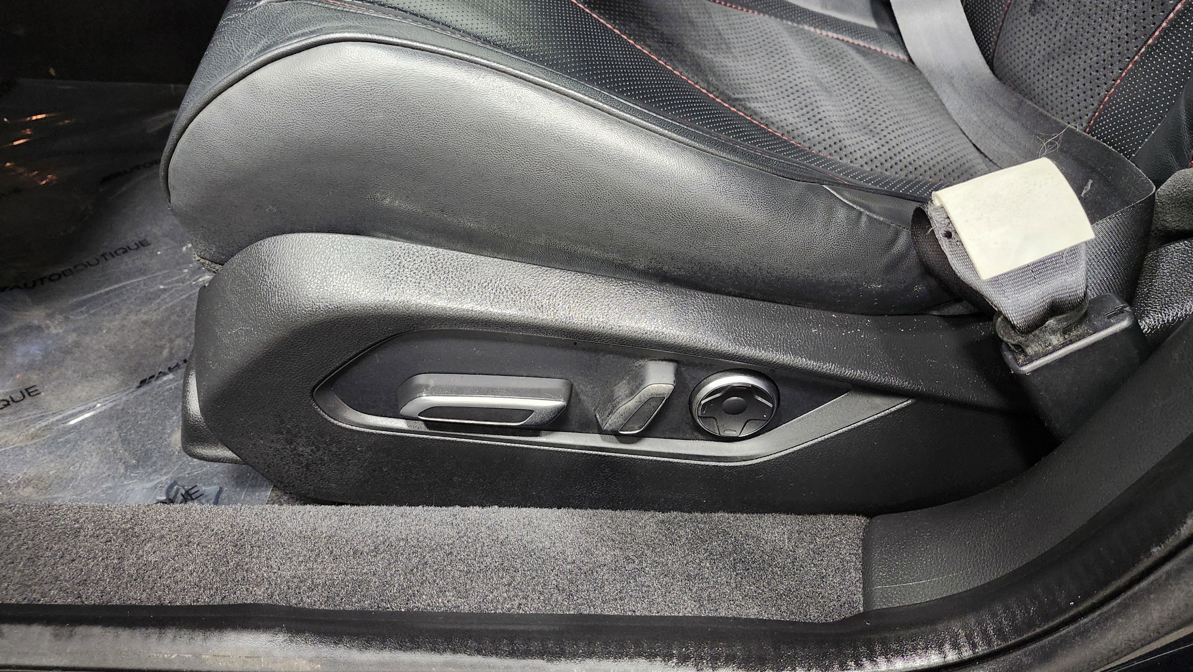 Used 2021 Acura TLX w/A-Spec Package image 29