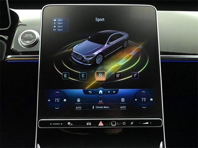 Used 2022 Mercedes-Benz S 580 4MATIC Sedan w/ 3D Technology Package image 46