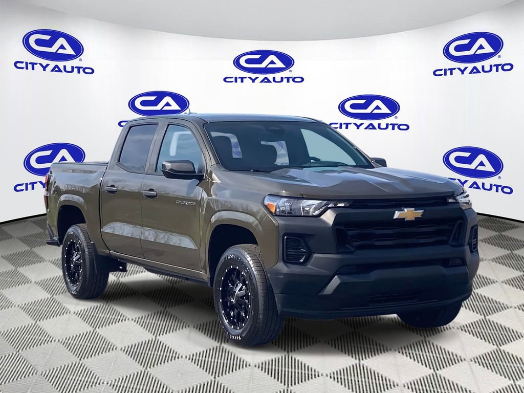 Used 2023 Chevrolet Colorado W/T RWD image 1