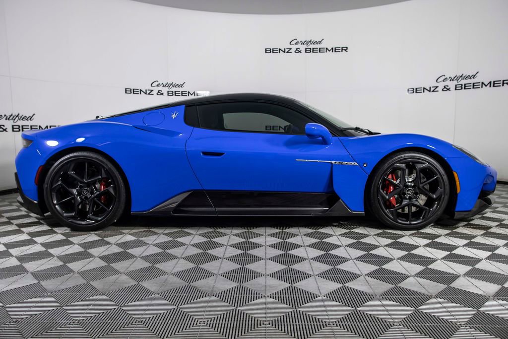 Used 2022 Maserati MC20 Coupe image 4