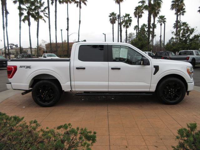 Certified 2022 Ford F150 XL w/ STX Black Appearance Package image 5