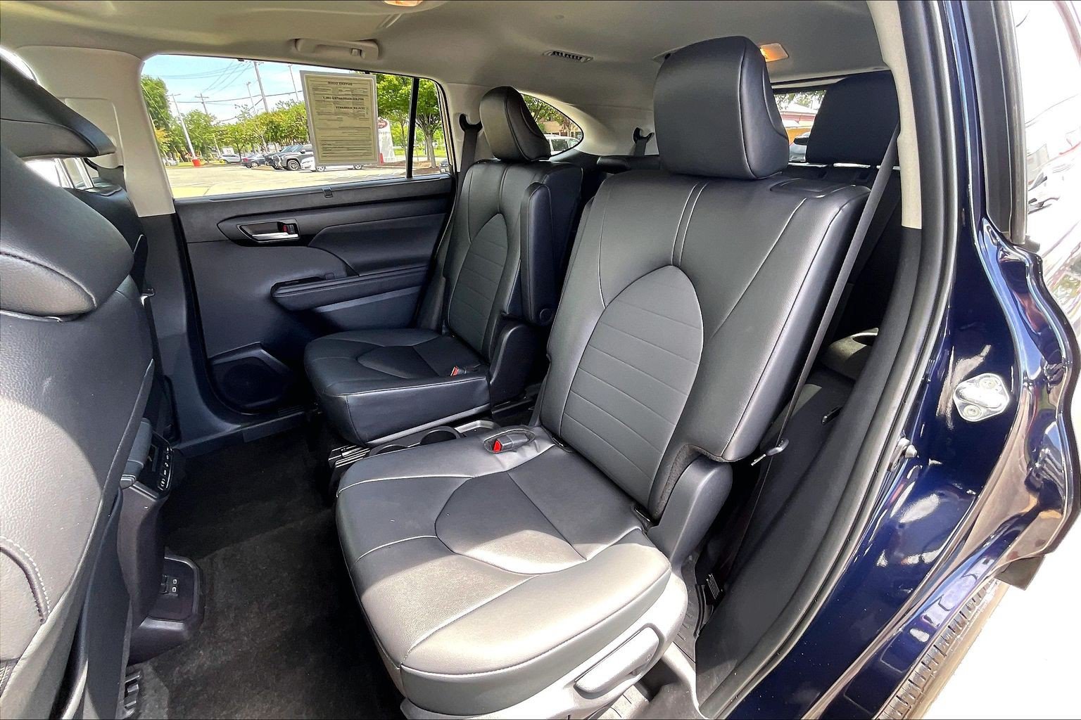 Used 2026 Toyota Highlander XLE AWD/4WD image 31