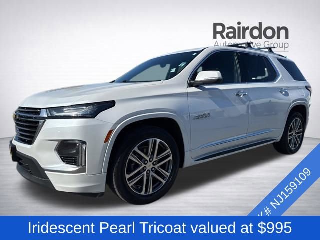 Used 2022 Chevrolet Traverse High Country w/ LPO, 'HIT The Road' Package AWD/4WD image 3