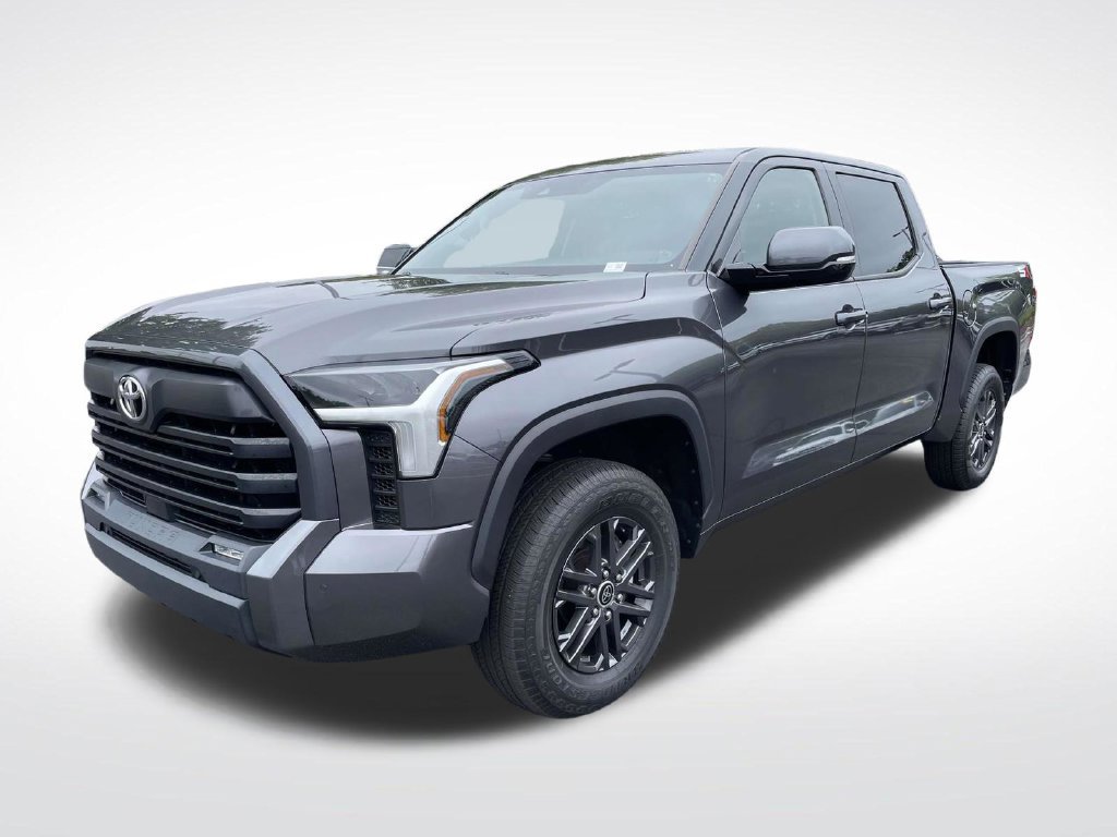 Used 2023 Toyota Tundra SR5 w/ SR5 Convenience Package AWD/4WD image 3