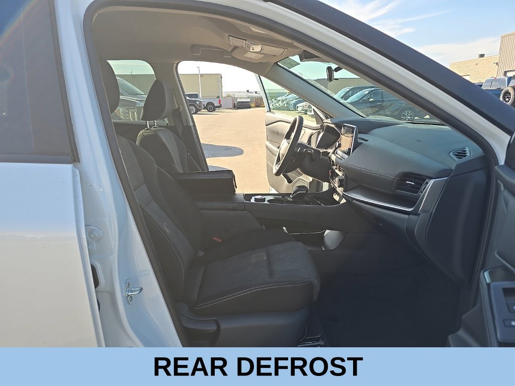 Used 2026 Nissan Rogue SV w/ Cold Weather Package AWD/4WD image 13
