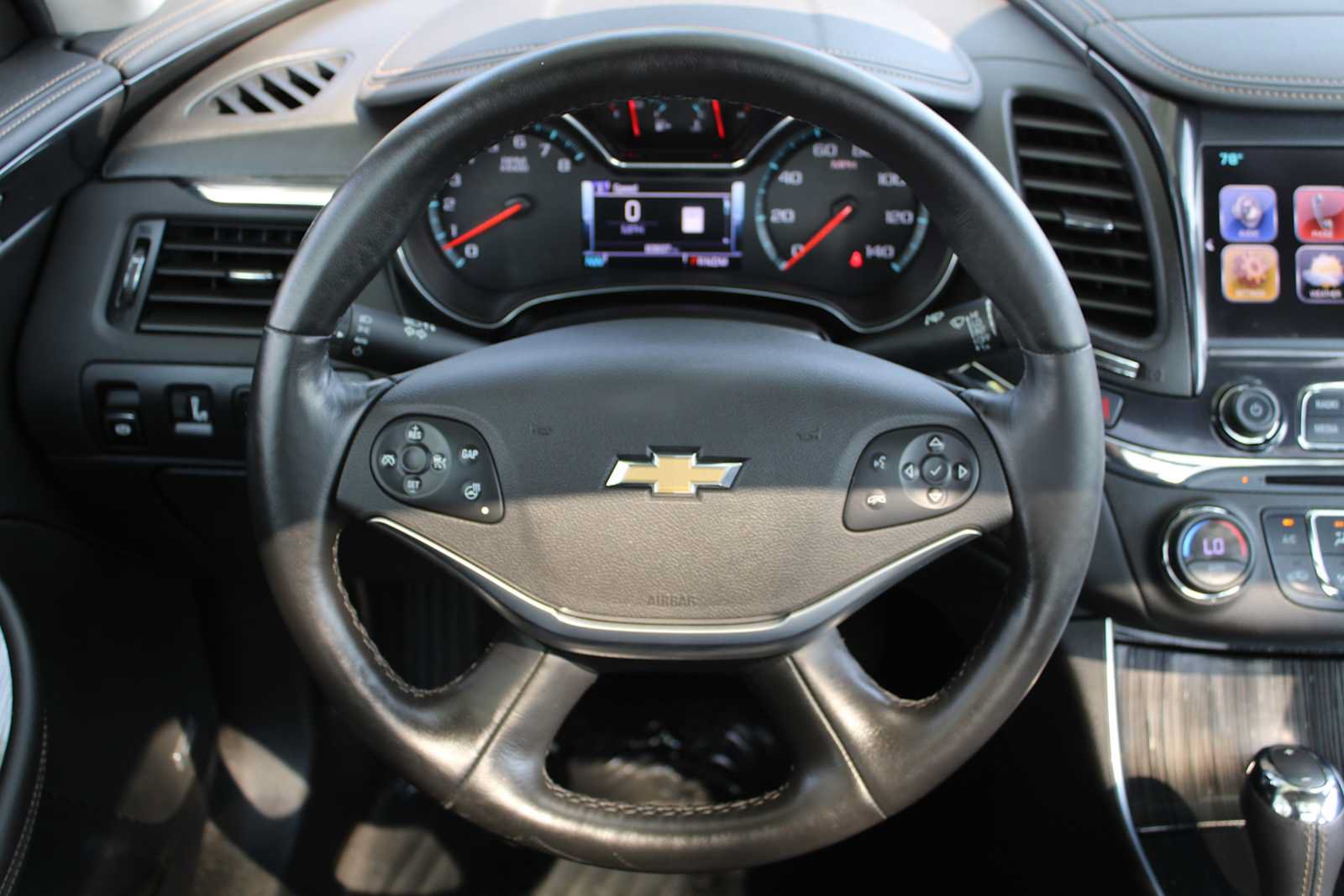Certified 2018 Chevrolet Impala Premier w/ Premier Confidence Package FWD image 13