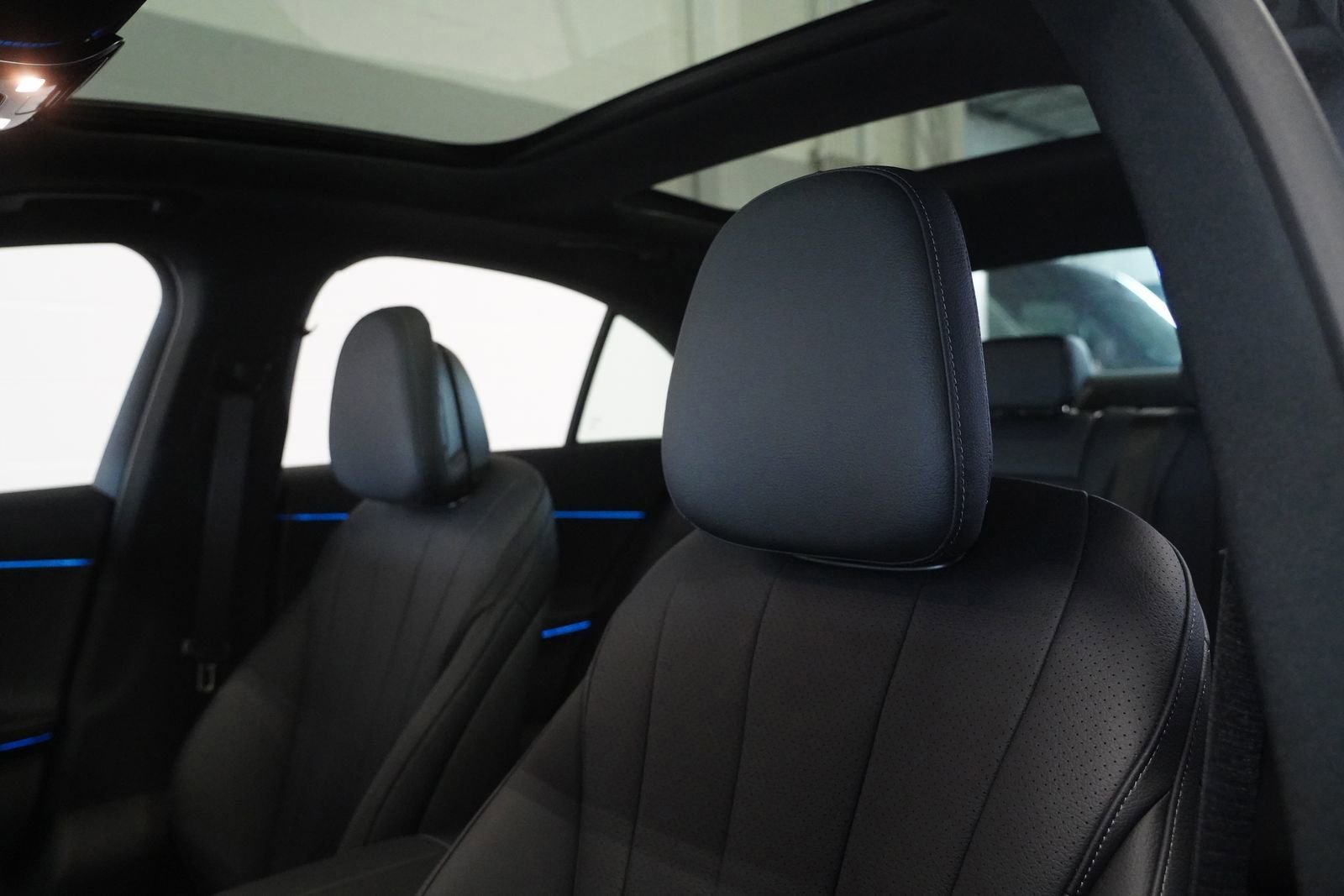 New 2026 Mercedes-Benz E 350 4MATIC Sedan image 15