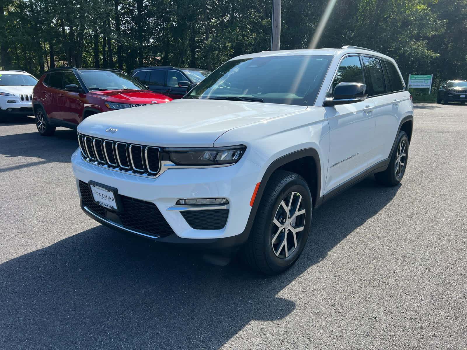 New 2025 Jeep Grand Cherokee Limited w/ Trailer Tow Package image 3