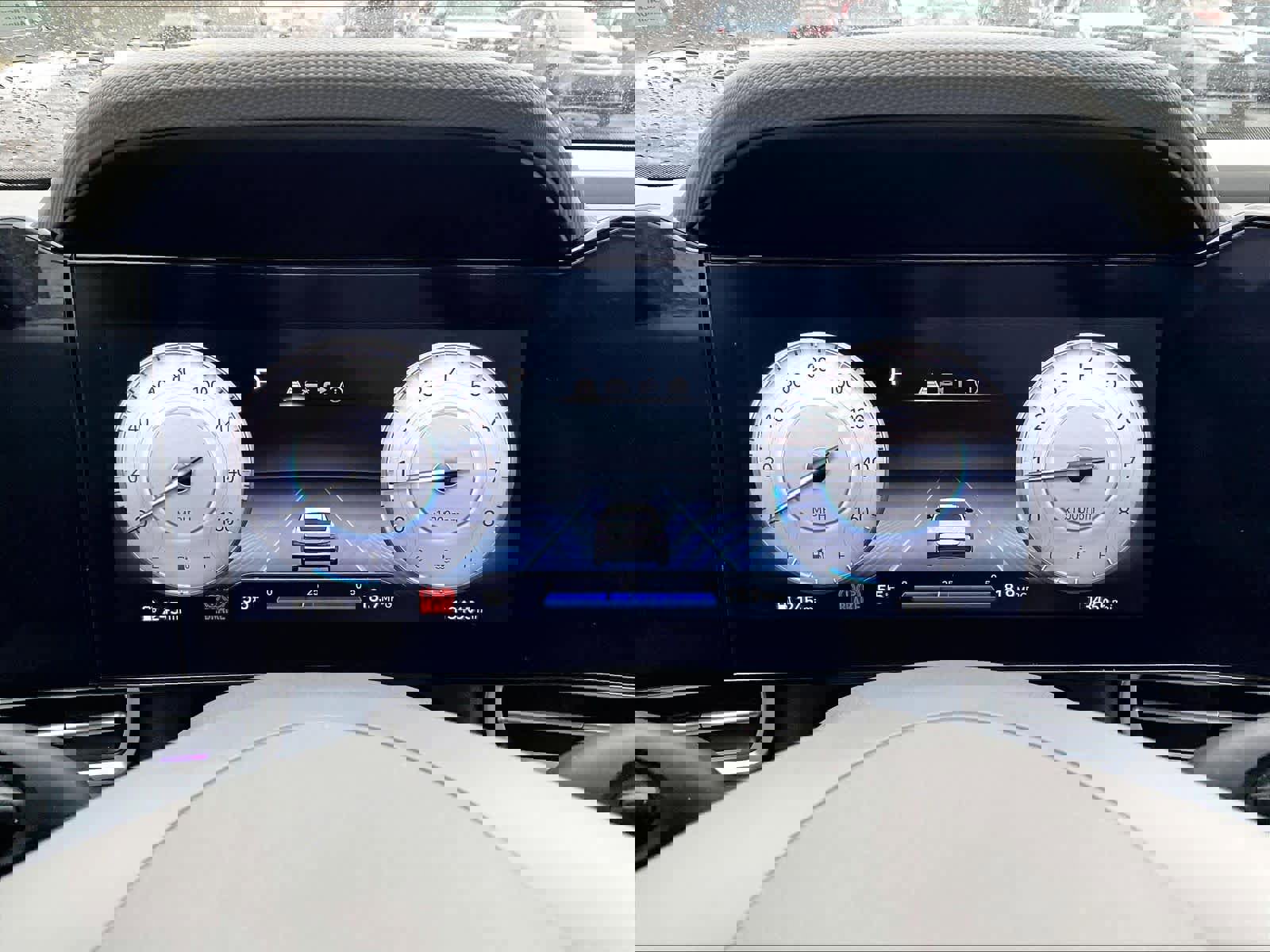 Used 2025 Hyundai Elantra SEL image 25