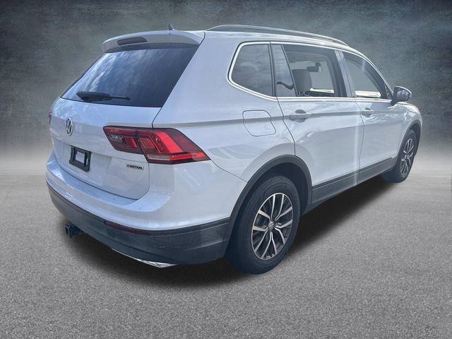 Used 2019 Volkswagen Tiguan SE w/ Panoramic Sunroof Package image 9