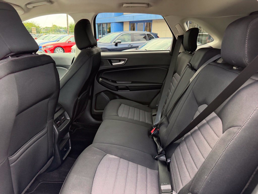 Used 2023 Ford Edge SE AWD/4WD image 7