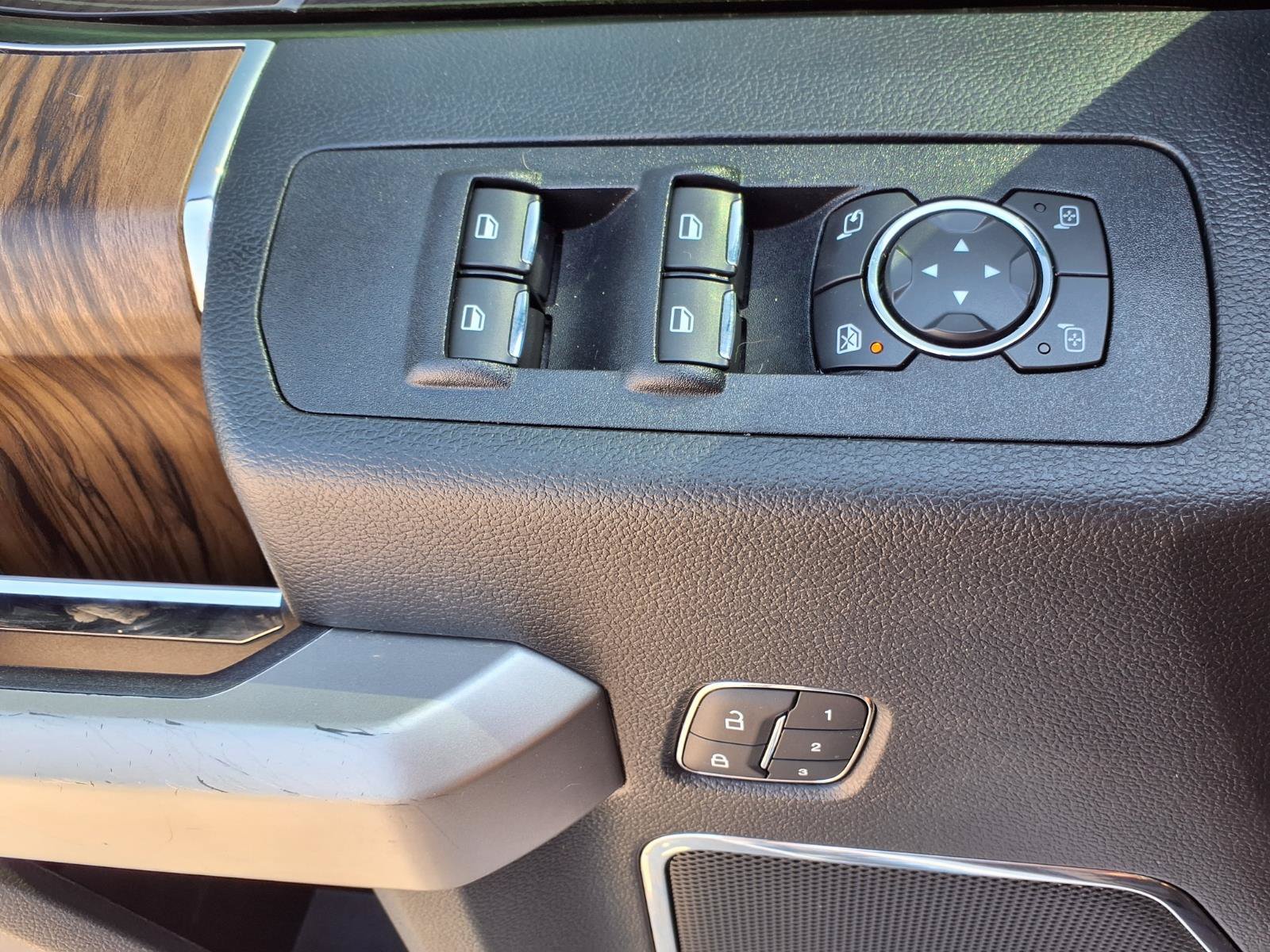 Used 2019 Ford F150 Lariat AWD/4WD image 23