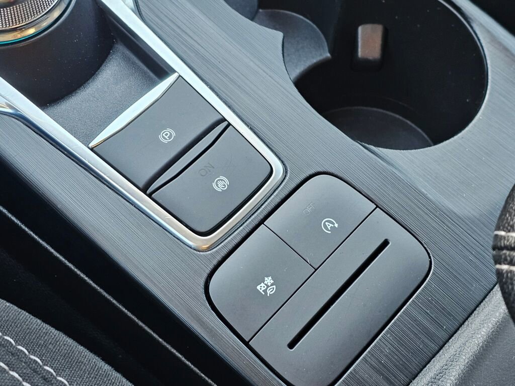 Used 2024 Ford Escape Active image 29