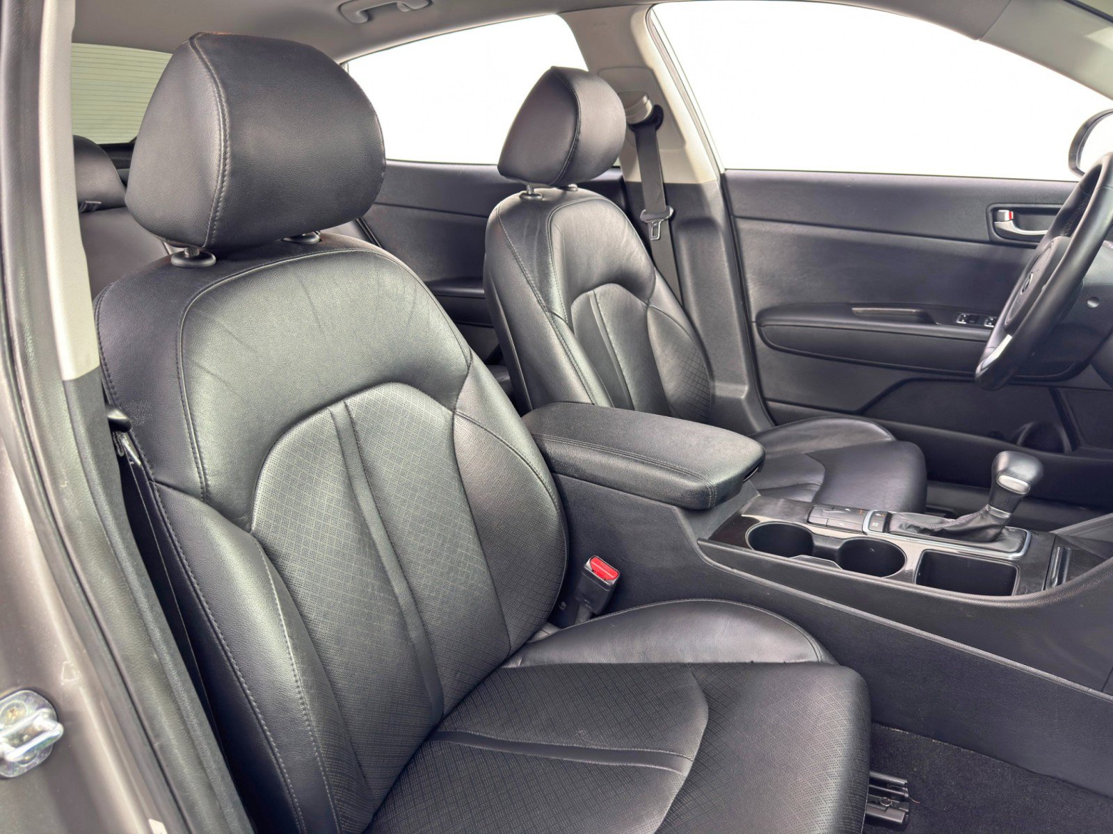 Used 2016 Kia Optima EX image 32