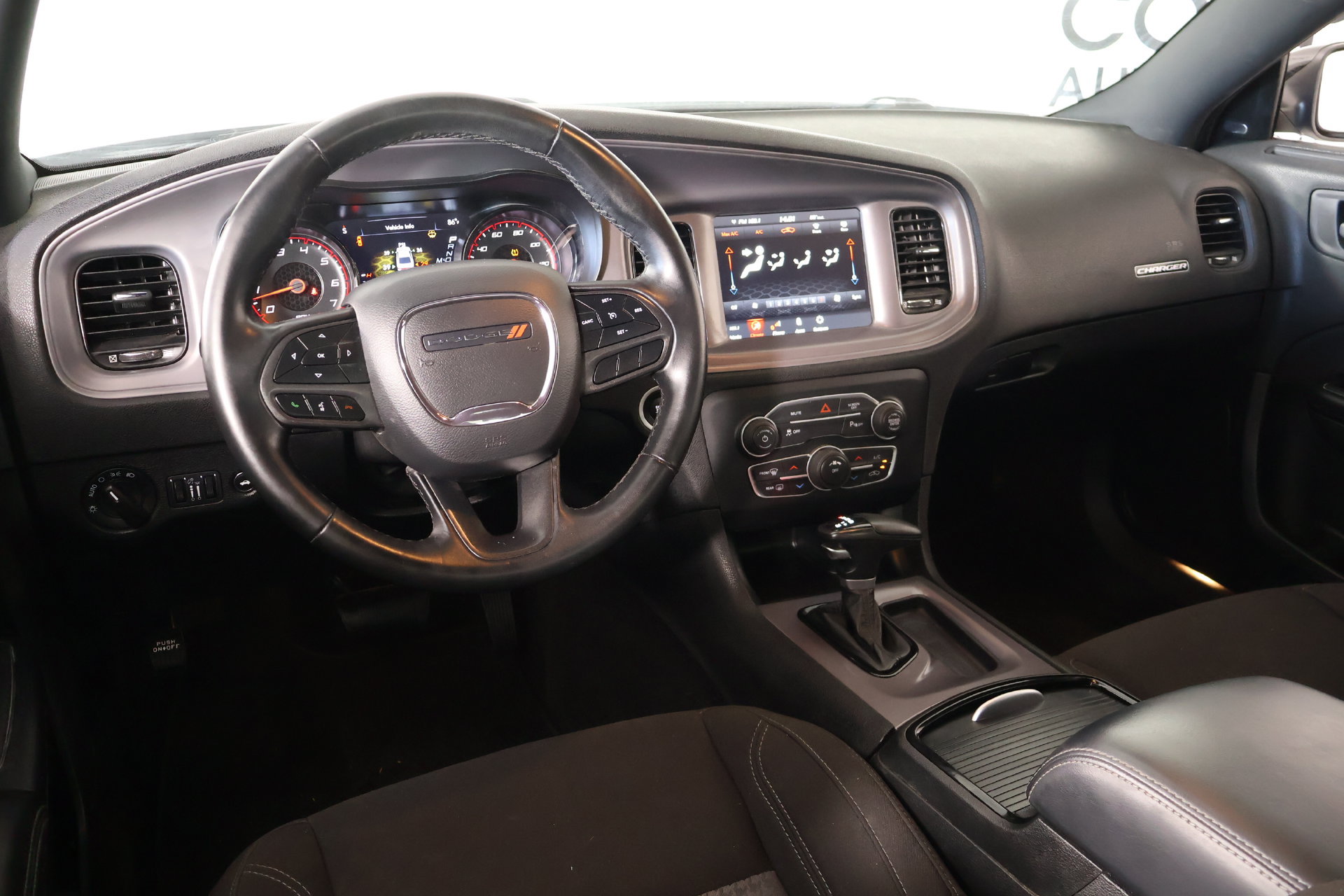 Used 2023 Dodge Charger SXT w/ Blacktop Package RWD image 2