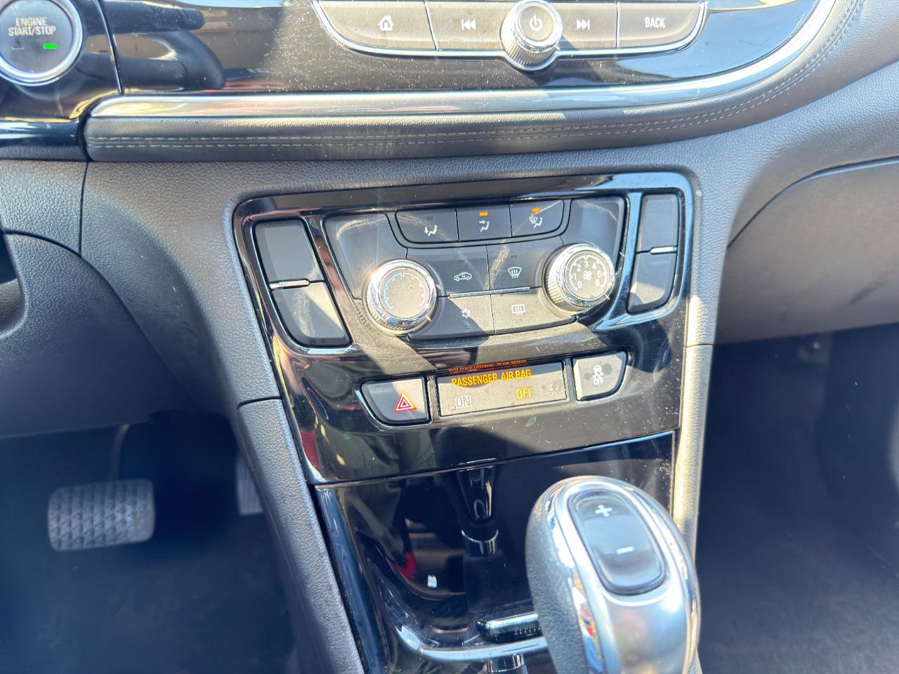 Used 2020 Buick Encore Preferred FWD image 45