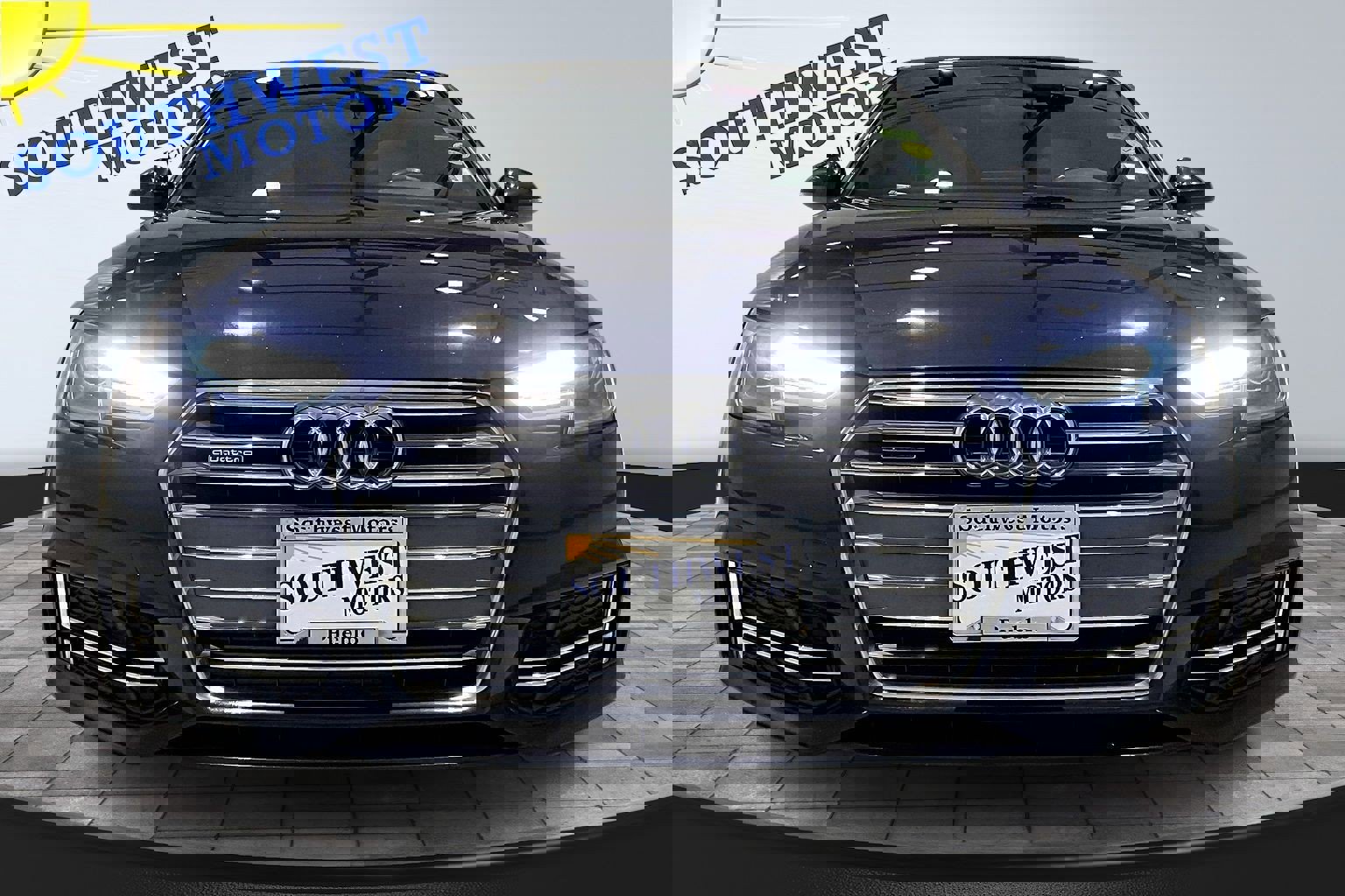 Used 2017 Audi A4 2.0T Premium w/ Convenience Package image 2