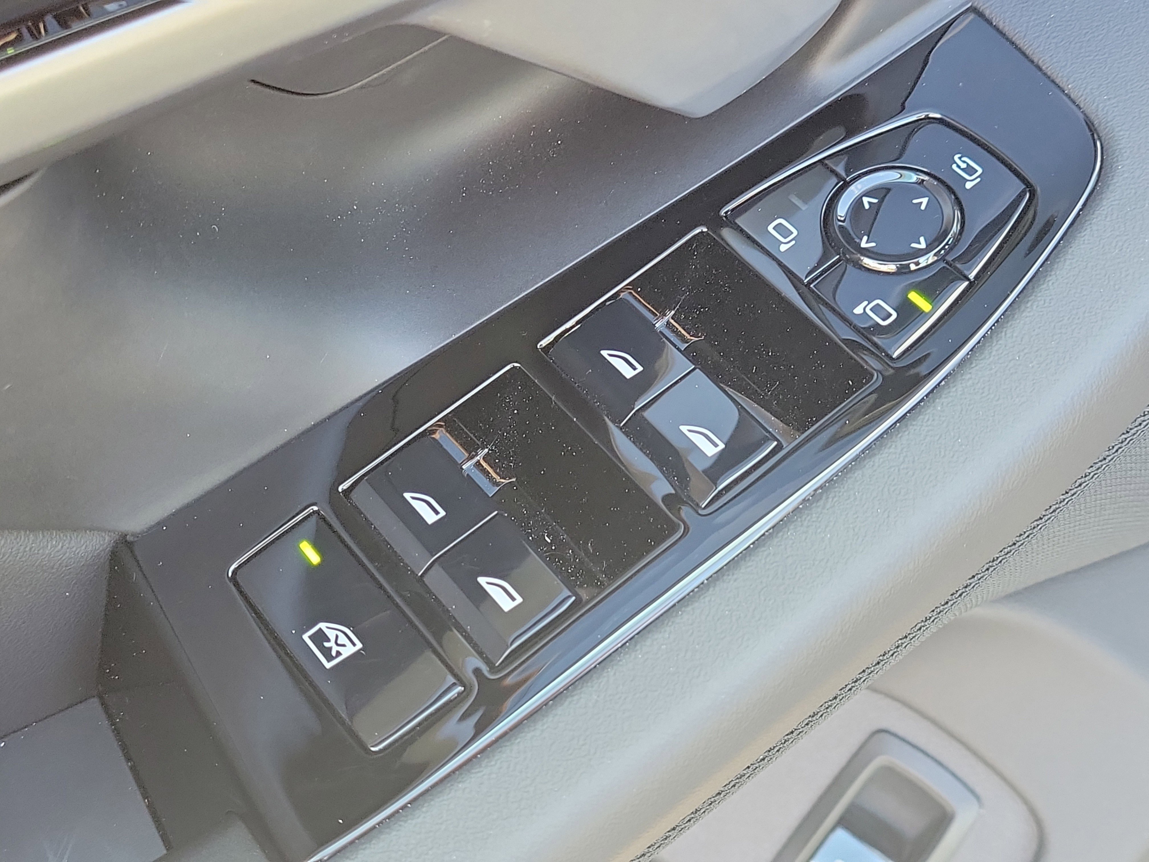 Used 2026 BMW 530i image 19