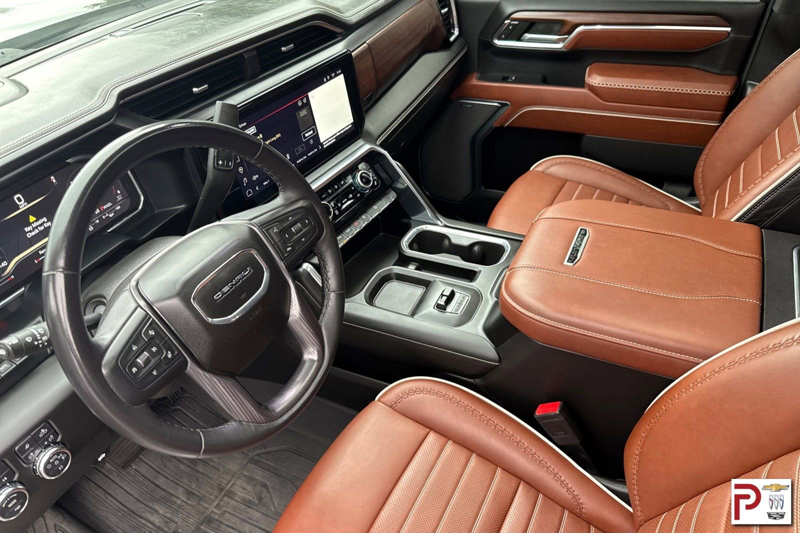 Used 2024 GMC Sierra 3500 Denali Ultimate AWD/4WD image 10