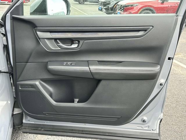 Used 2025 Honda CR-V LX image 6